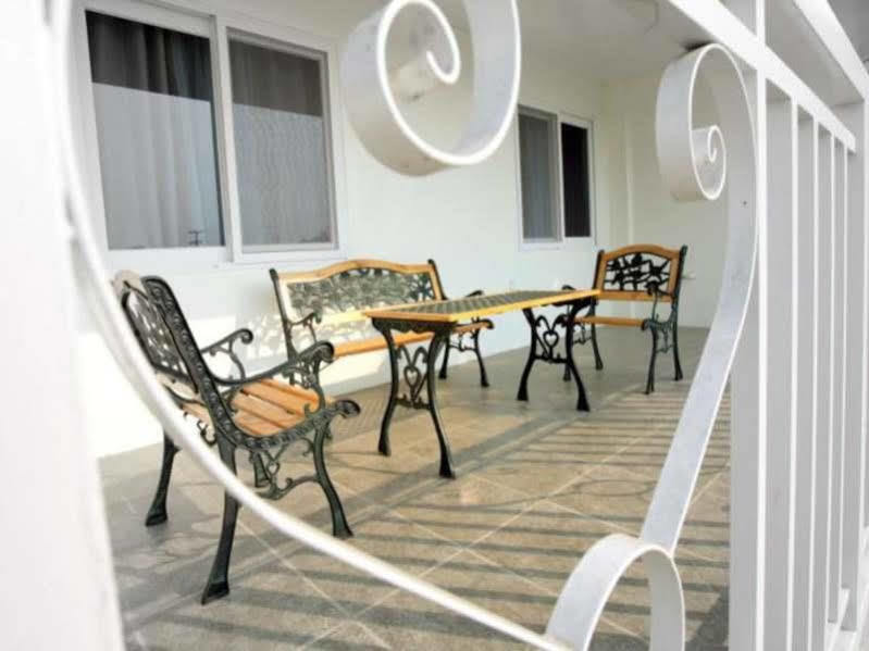Forest View Leisure Residences Olongapo City Exteriör bild